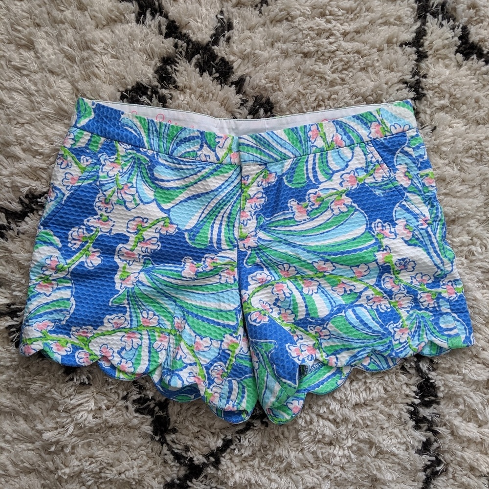 Lilly Pulitzer Buttercup Scalloped Shorts